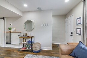 Condo w/ Pool: Walk to University of Mississippi!