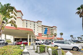 Daytona Beach Oceanfront Condo w/ Pool Access!