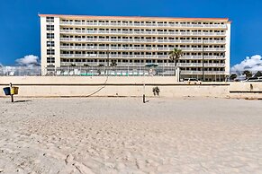 Daytona Beach Oceanfront Condo w/ Pool Access!