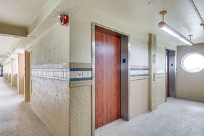 Daytona Beach Oceanfront Condo w/ Pool Access!