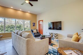 Taos Home w/ Private Hot Tub, Sauna & Gas Grill!