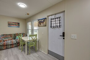 Morriston Getaway w/ Patio - Near Hits Farm!