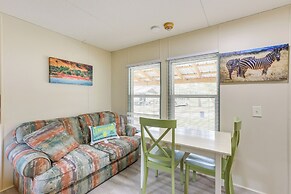 Morriston Getaway w/ Patio - Near Hits Farm!