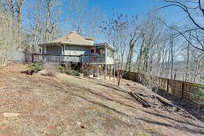 Mountaintop Blue Ridge Cabin: 2 Mi to Downtown
