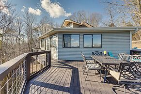 Mountaintop Blue Ridge Cabin: 2 Mi to Downtown