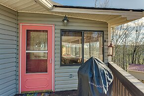 Mountaintop Blue Ridge Cabin: 2 Mi to Downtown