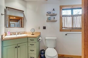 Mountaintop Blue Ridge Cabin: 2 Mi to Downtown