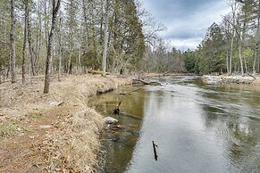 Michigan Log Cabin w/ Pere Marquette River Views
