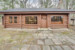 Michigan Log Cabin w/ Pere Marquette River Views