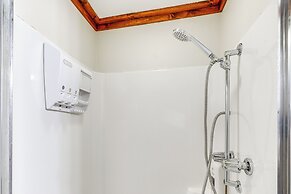 Michigan Log Cabin w/ Pere Marquette River Views