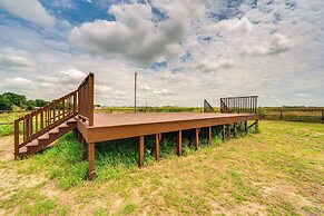On 10 Acres: Celina Ranch w/ Pool & Fire Pit!