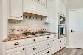 On 10 Acres: Celina Ranch w/ Pool & Fire Pit!