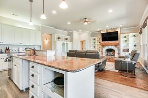 On 10 Acres: Celina Ranch w/ Pool & Fire Pit!