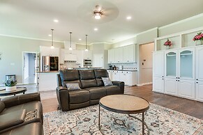 On 10 Acres: Celina Ranch w/ Pool & Fire Pit!