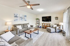 Waterfront Home on Lake Hamilton w/ Dock & 2 Decks