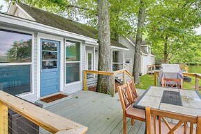 Waterfront Home on Lake Hamilton w/ Dock & 2 Decks