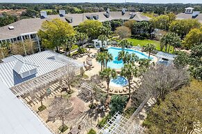 Pilot House 518 1 Bedroom Condo by RedAwning