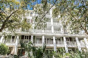 Pilot House 518 1 Bedroom Condo by RedAwning