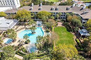 Pilot House 518 1 Bedroom Condo by RedAwning