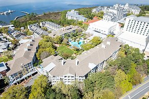 Pilot House 518 1 Bedroom Condo by RedAwning