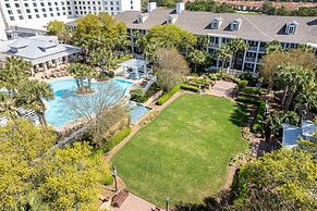 Pilot House 518 1 Bedroom Condo by RedAwning