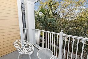 Pilot House 518 1 Bedroom Condo by RedAwning