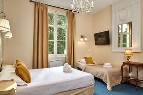 HOTEL DE FRANCE ET DE GUISE