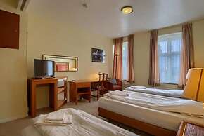 Ebsens Hotel