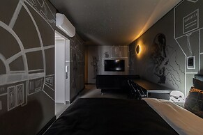 Akile Homes experiences Geek