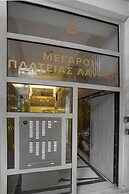 Waikiki Studio in the center by GHH