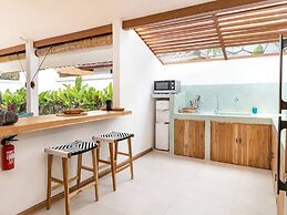 Villa Umara Seminyak Sun, Sand & Style: 5-min Walk to Beach!