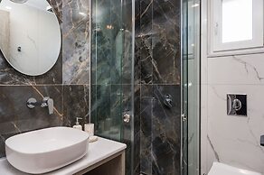 Alexia Seaview Apartments