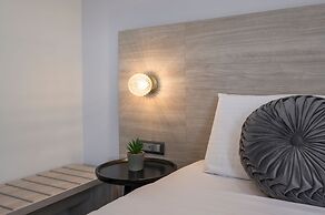 Alexia Seaview Apartments