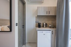 Alexia Seaview Apartments