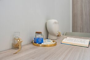 Alexia Seaview Apartments