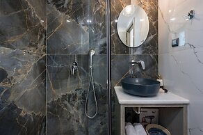 Alexia Seaview Apartments