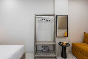 Alexia Seaview Apartments