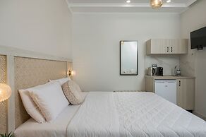 Alexia Seaview Apartments