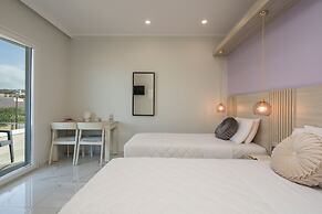 Alexia Seaview Apartments