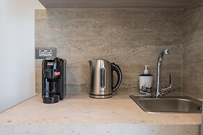 Alexia Seaview Apartments