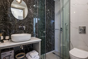 Alexia Seaview Apartments