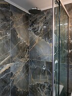 Alexia Seaview Apartments