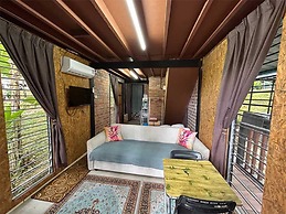 Resort D'Rumah Bonda River View