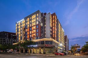 shenzhenshijinyuehuayuanjiudian