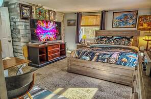 The Artist Studio Loft Inc