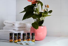 Creteco Hotel & Suites