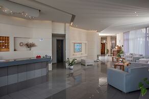 Creteco Hotel & Suites