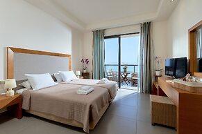 Creteco Hotel & Suites