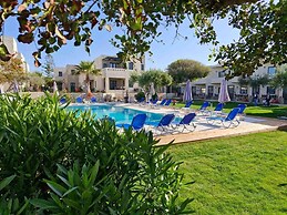 Creteco Hotel & Suites