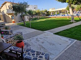 Creteco Hotel & Suites